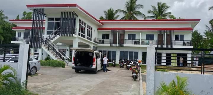 Elnora Delmar Travellers Inn Siquijor Exterior foto